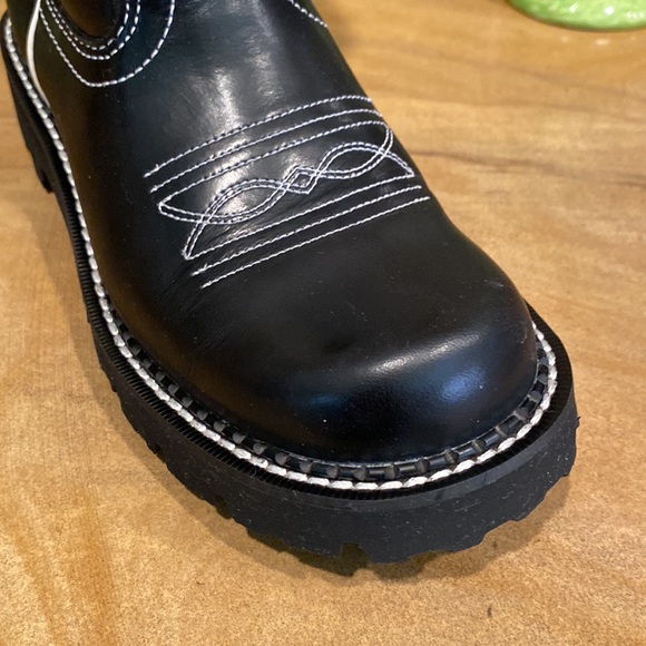 NOT FOR SALE: NWOB Ariat Fat Boy Boots 👢! - Picture 5 of 8
